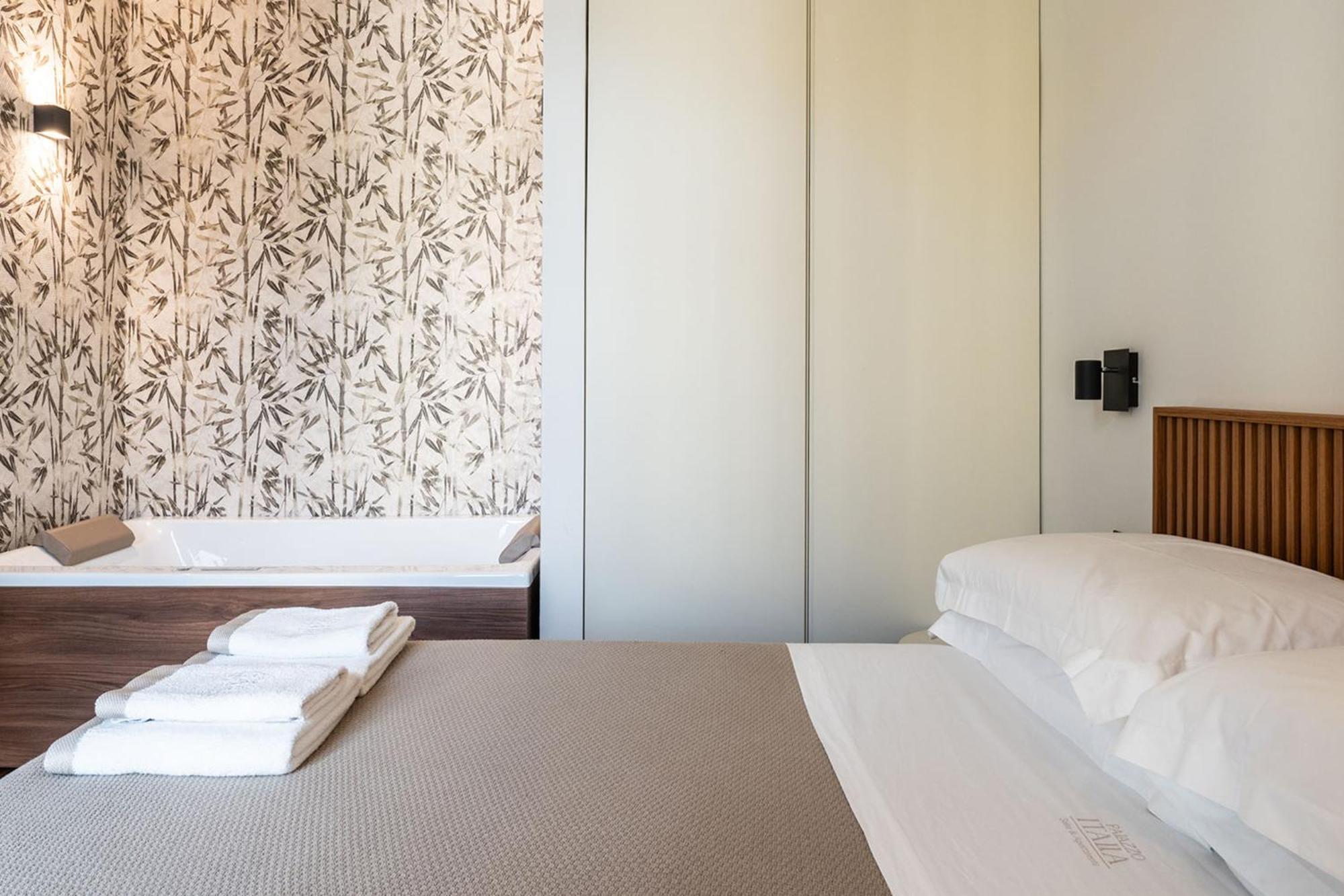 Palazzo Italia Suites Bari Buitenkant foto